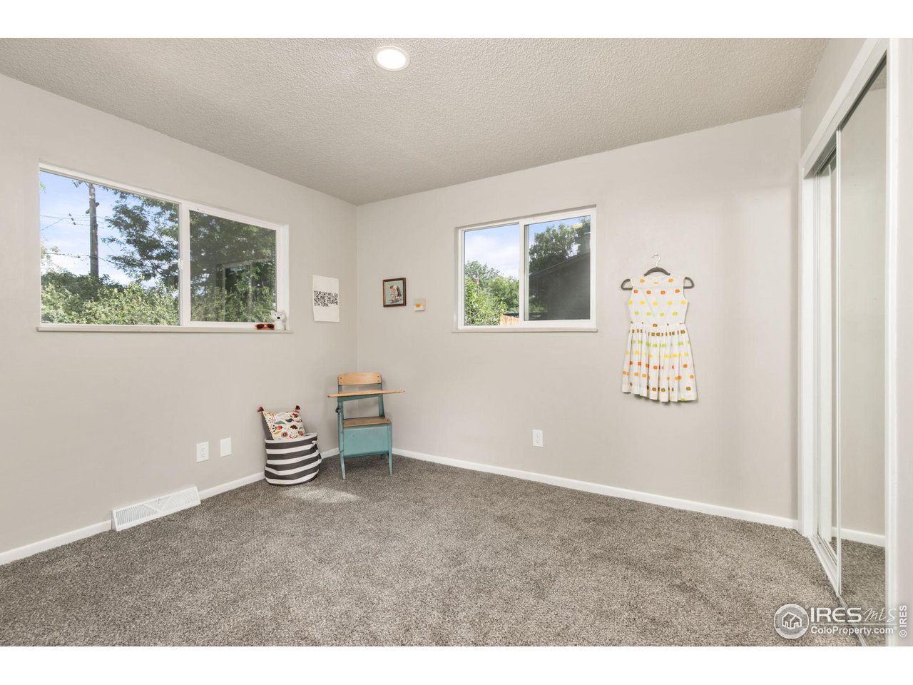 1110 Jennifer Drive