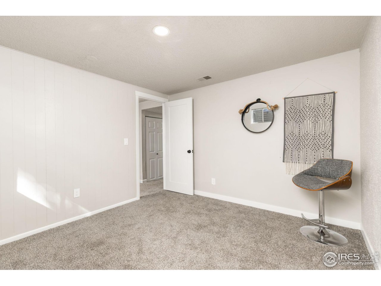 1110 Jennifer Drive