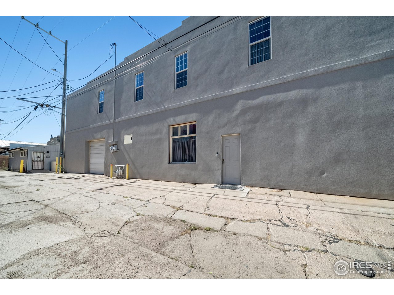 116 W Railroad Ave