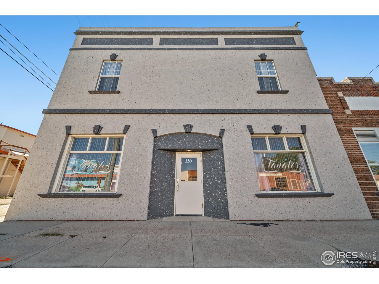 116 W Railroad Ave