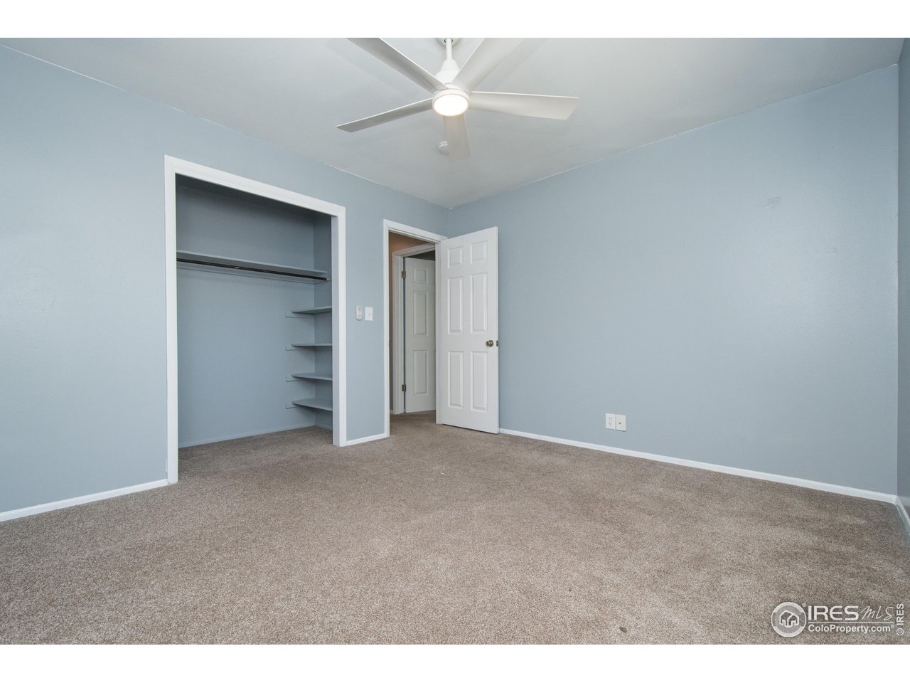 1129 Skyline Dr