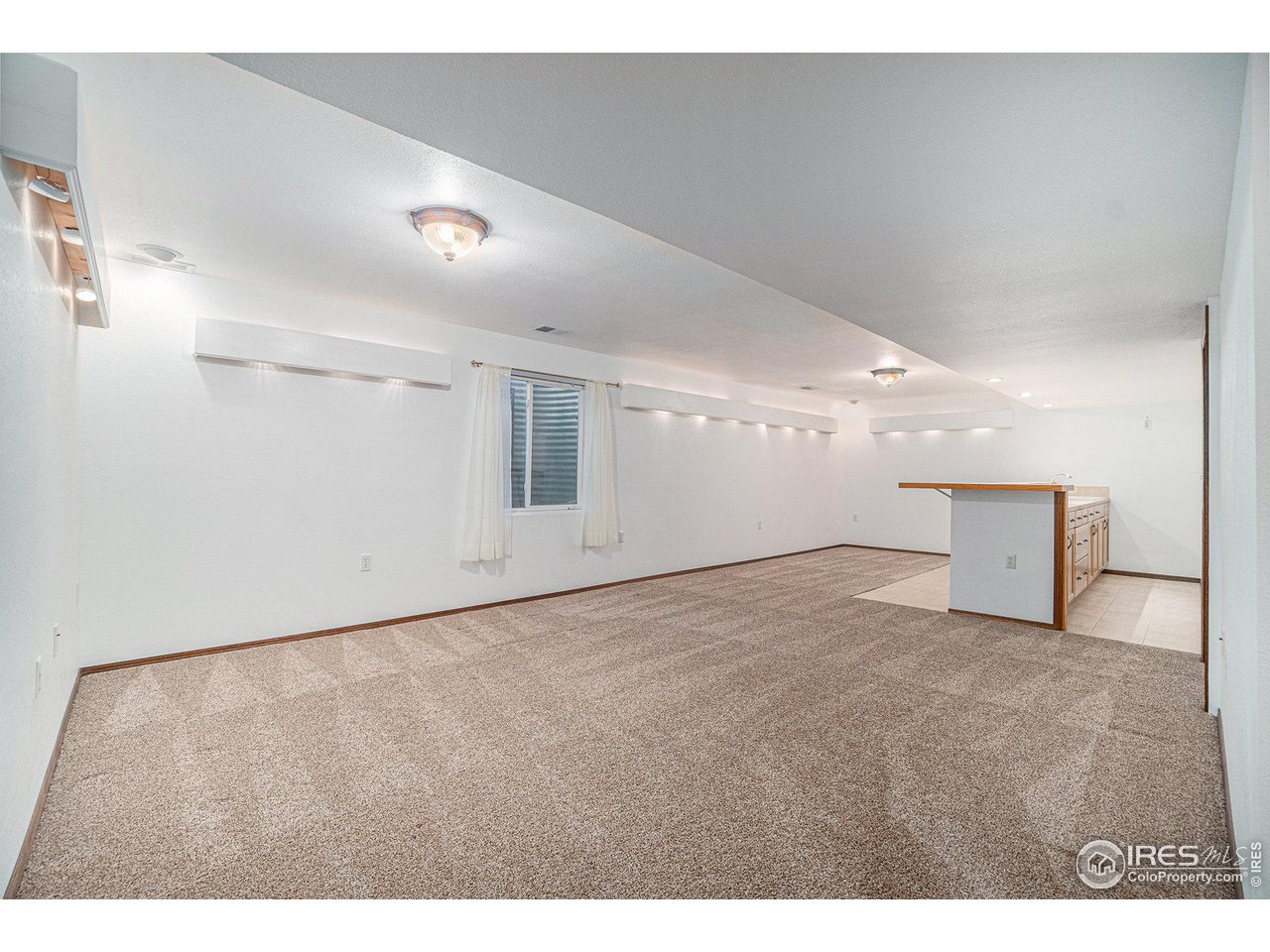 317 N 45th Ave Ct