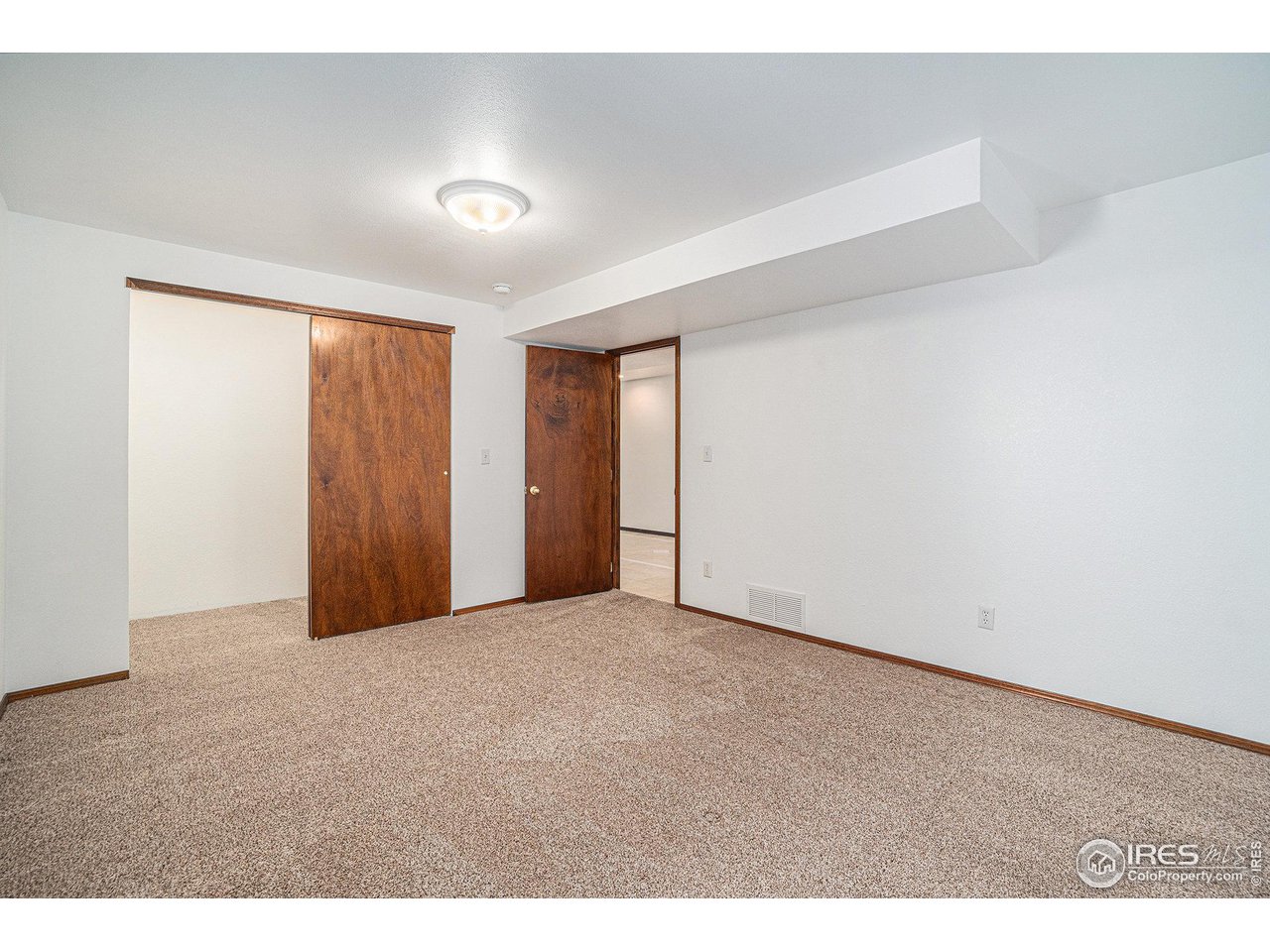 317 N 45th Ave Ct