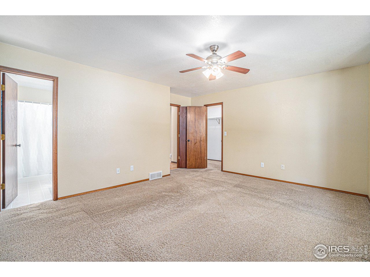 317 N 45th Ave Ct