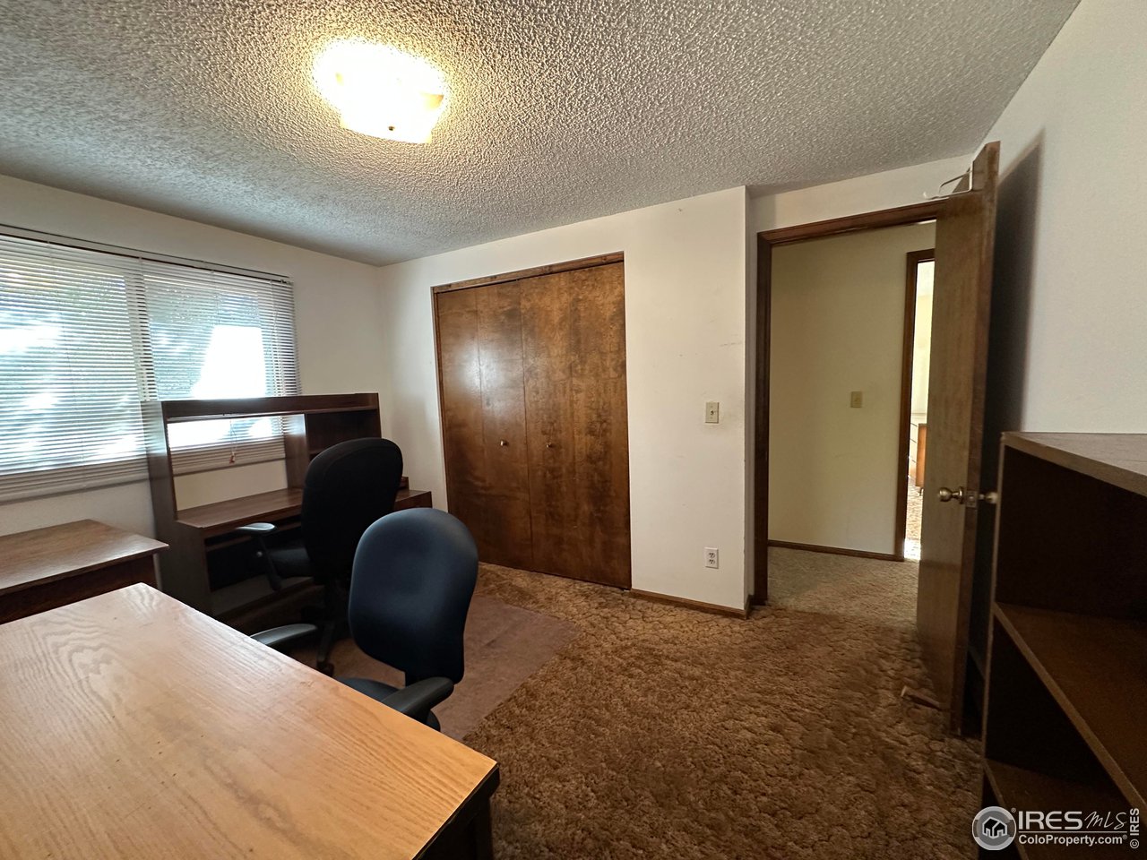5506 Bitterbush Way