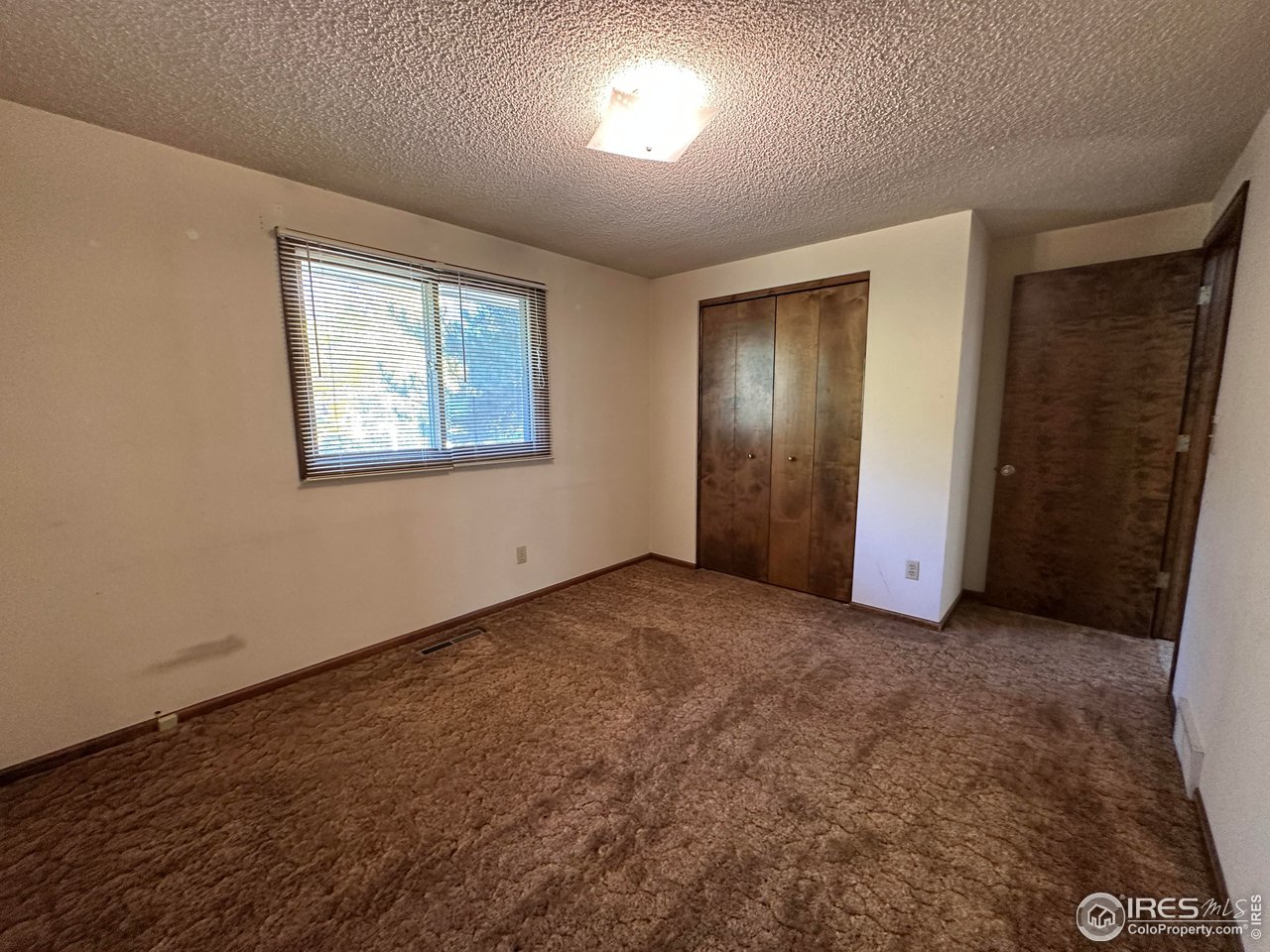 5506 Bitterbush Way