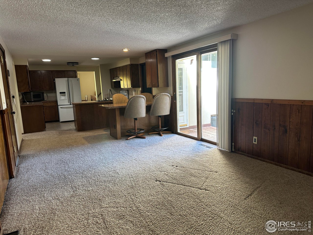 5506 Bitterbush Way