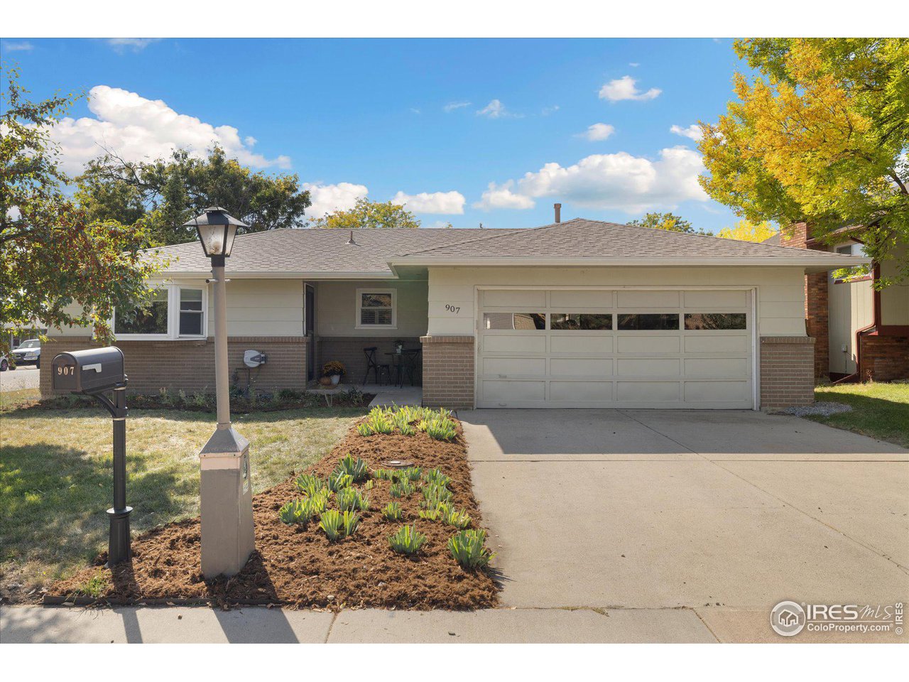 907 Bragg Pl