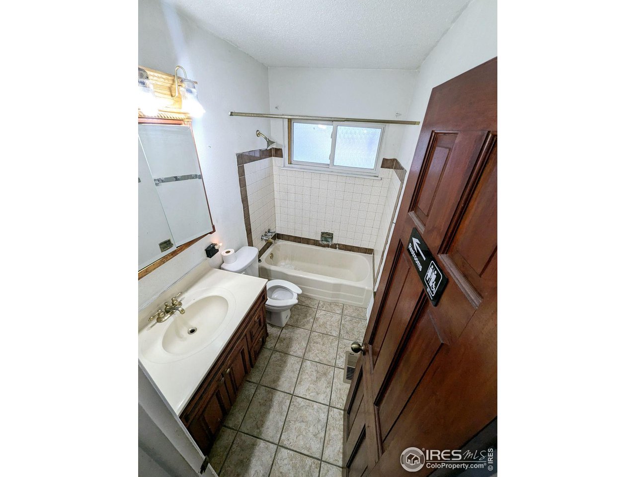 8219 Nola Dr