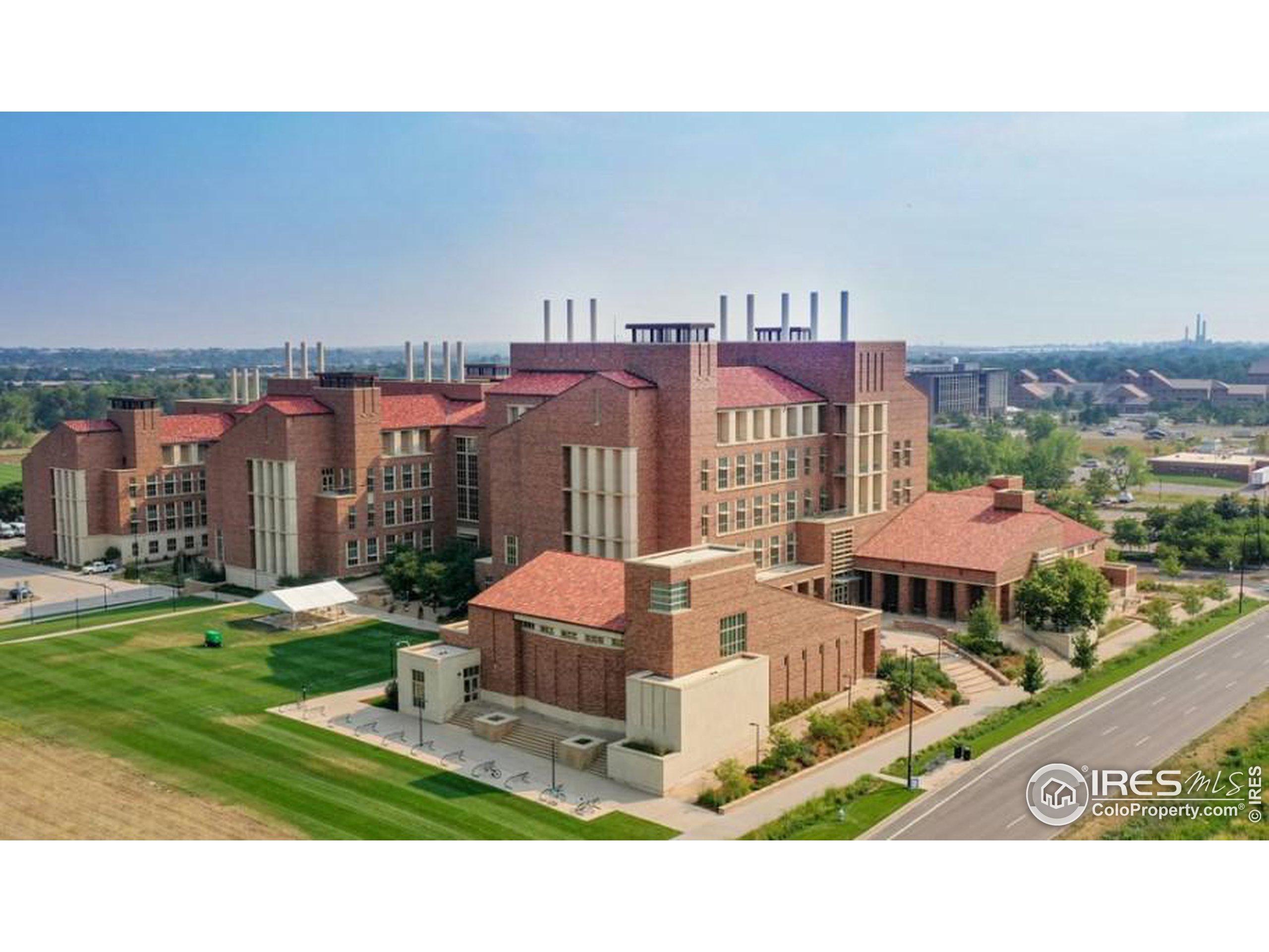 3000 Colorado Ave B-105