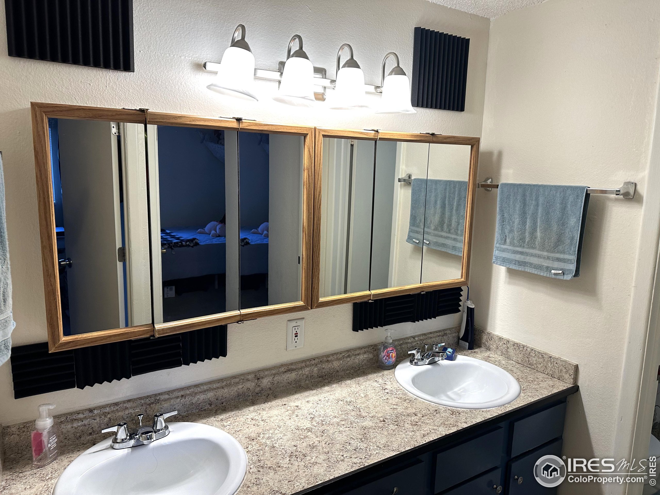 3000 Colorado Ave B-105