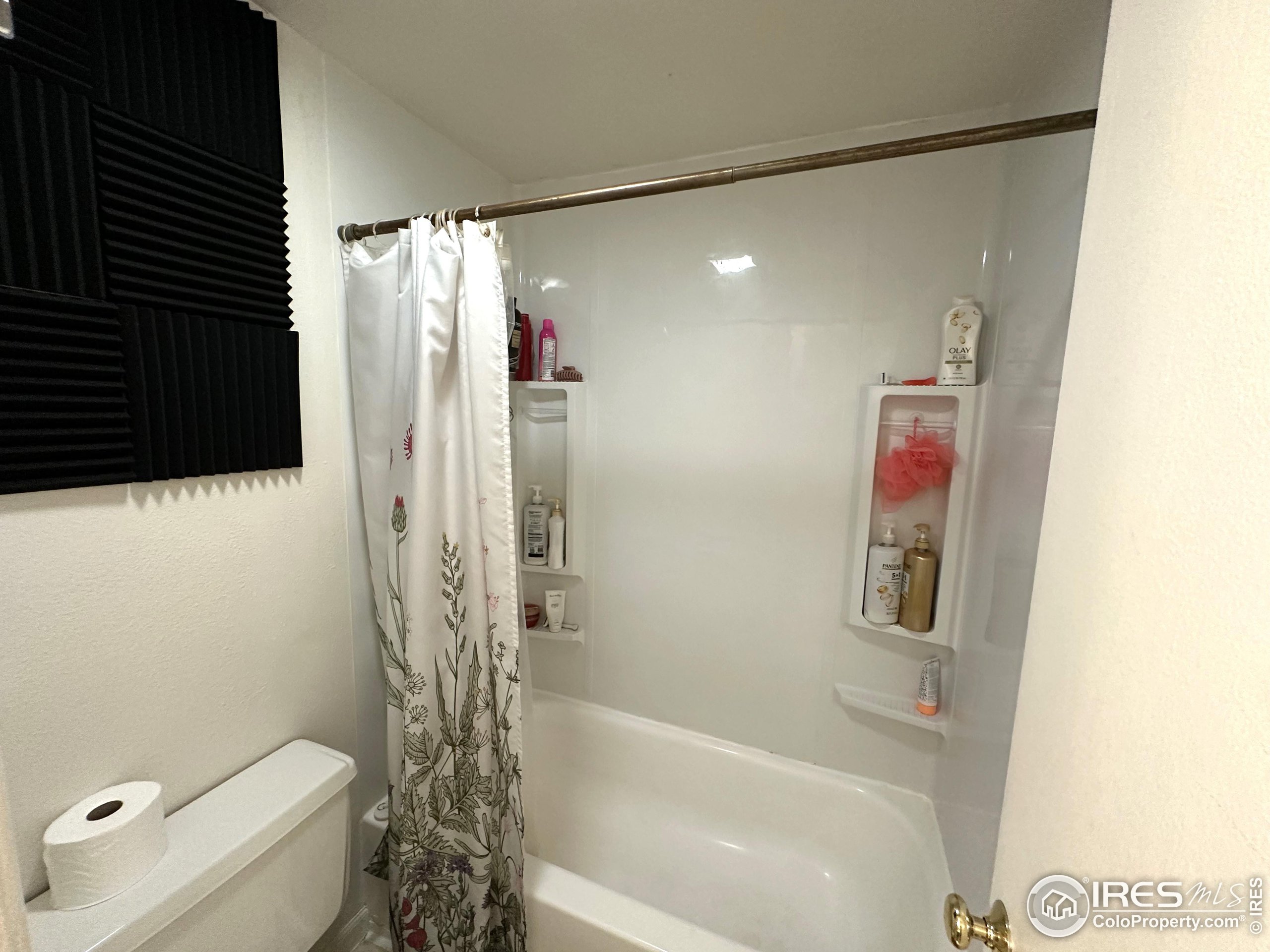 3000 Colorado Ave B-105