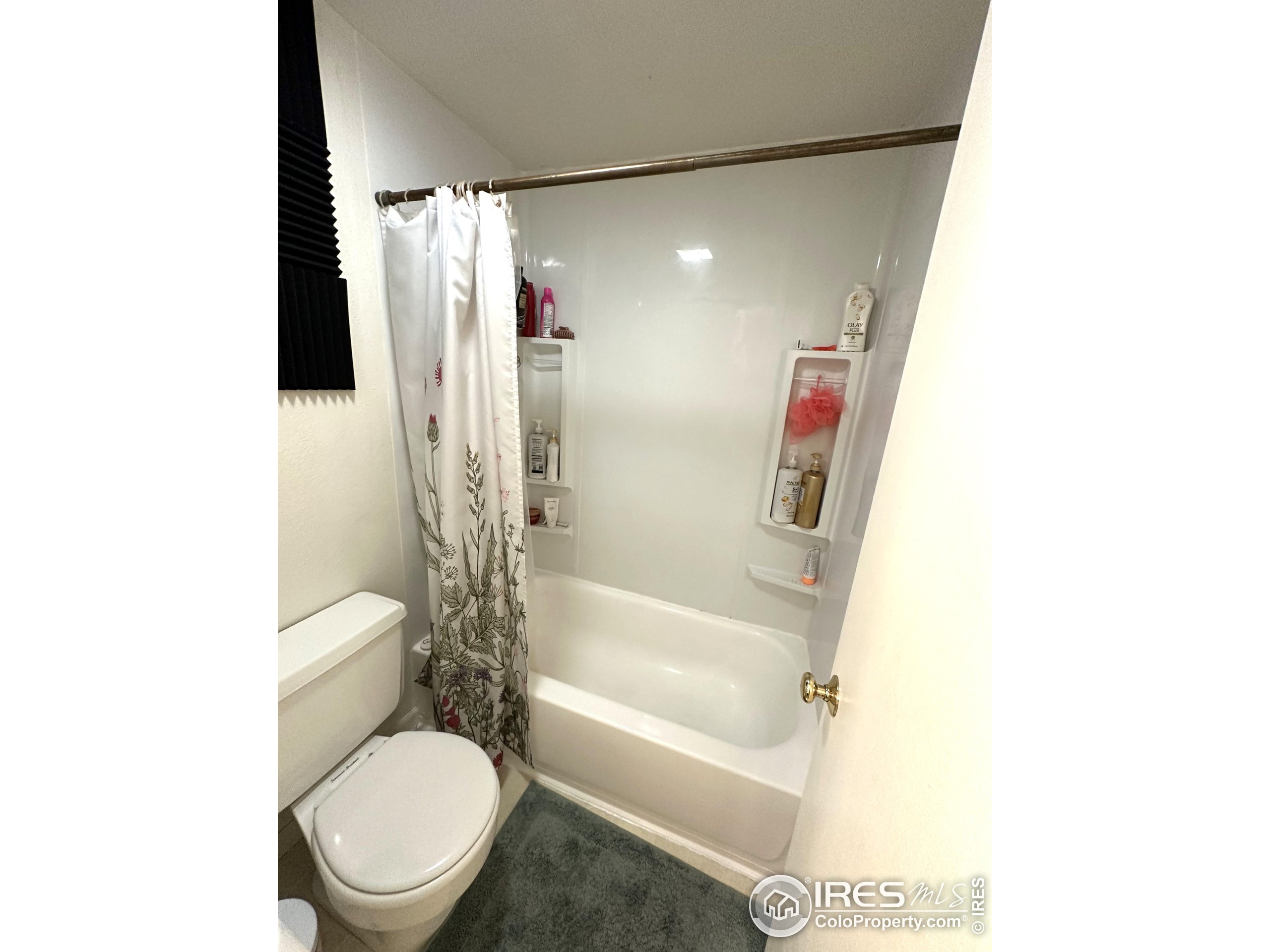 3000 Colorado Ave B-105