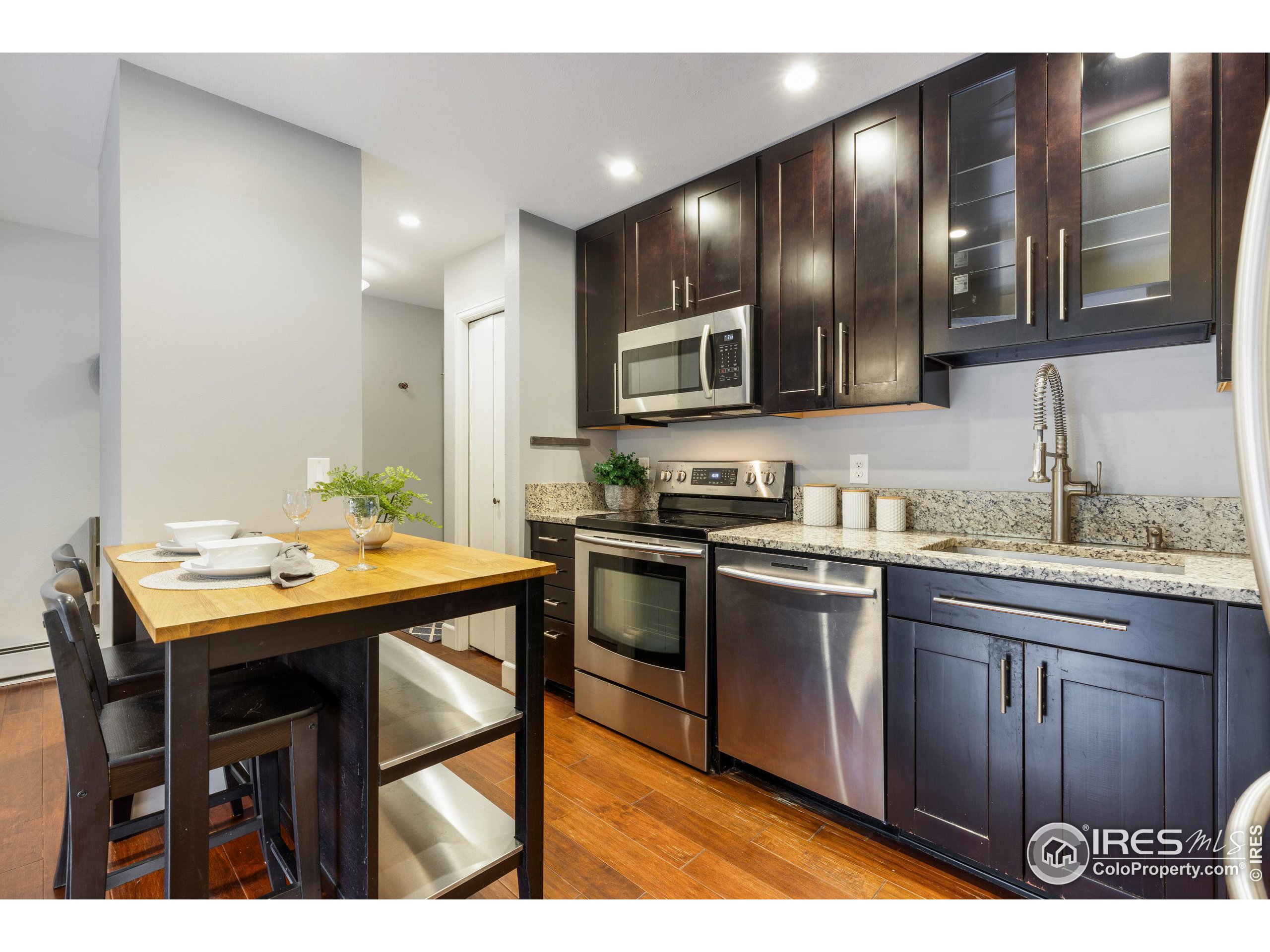 3715 Birchwood Dr 15