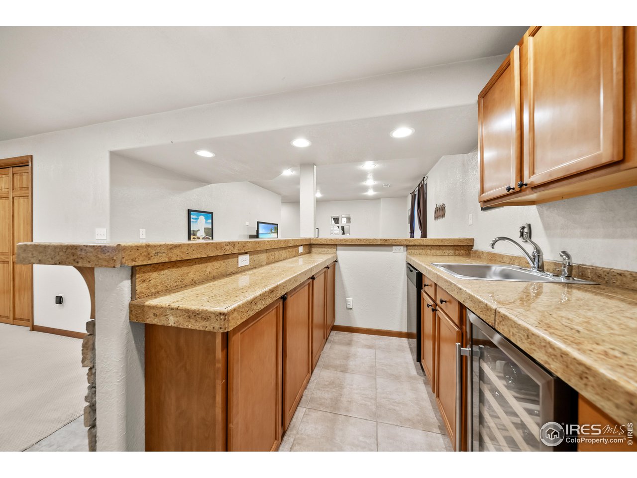 65 Bachar Dr