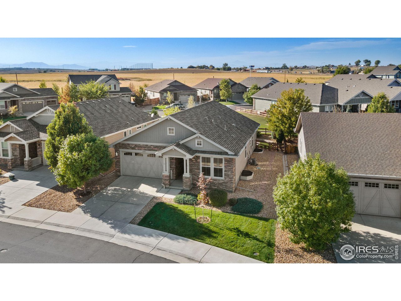 15841 Josephine Cir W