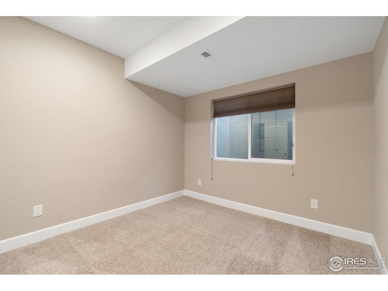 15841 Josephine Cir W