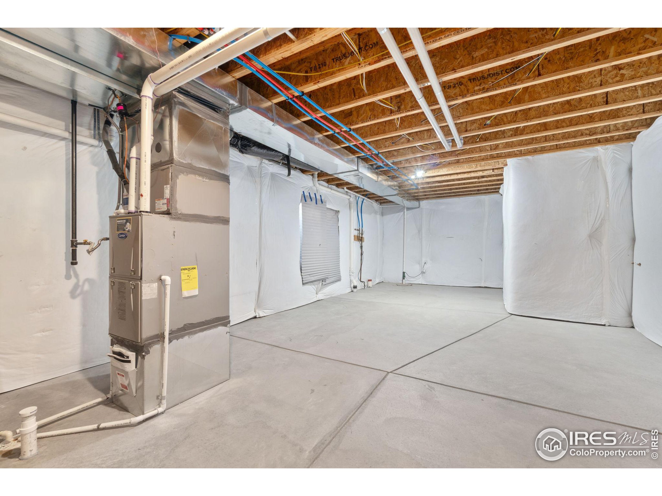 15841 Josephine Cir W