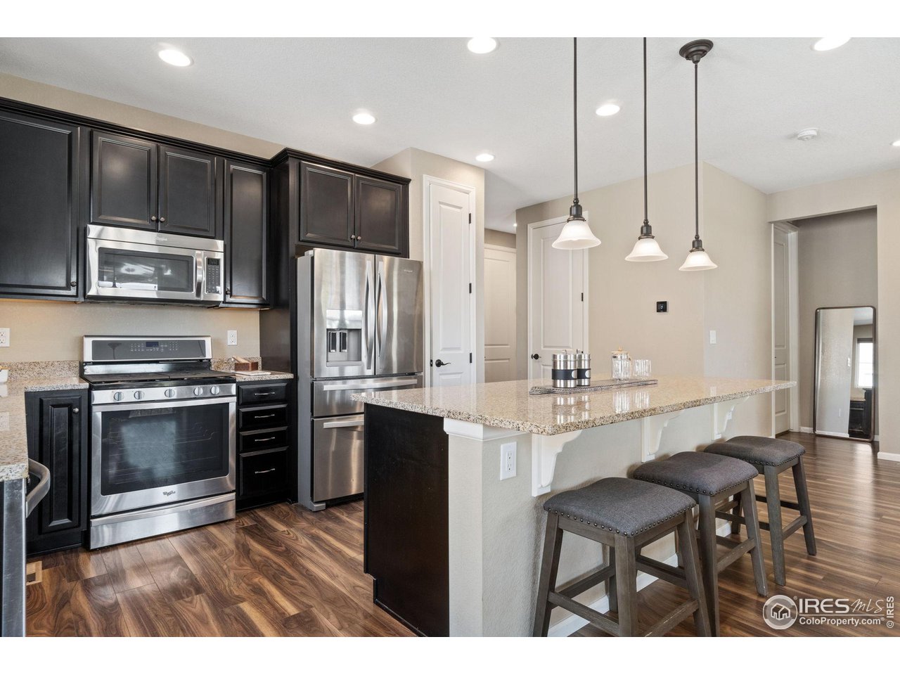 15841 Josephine Cir W