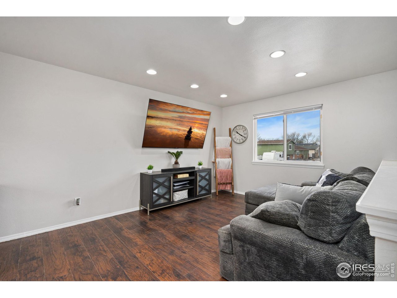1537 San Juan Cir