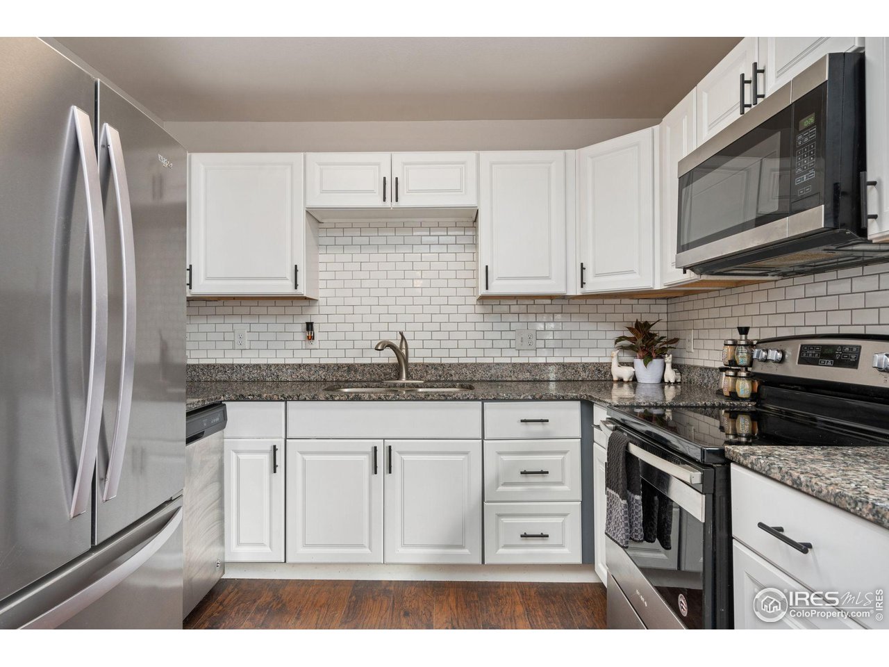 1537 San Juan Cir