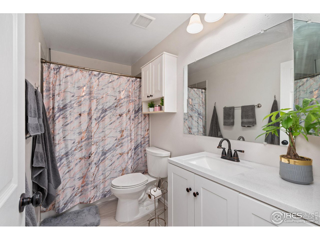 1537 San Juan Cir