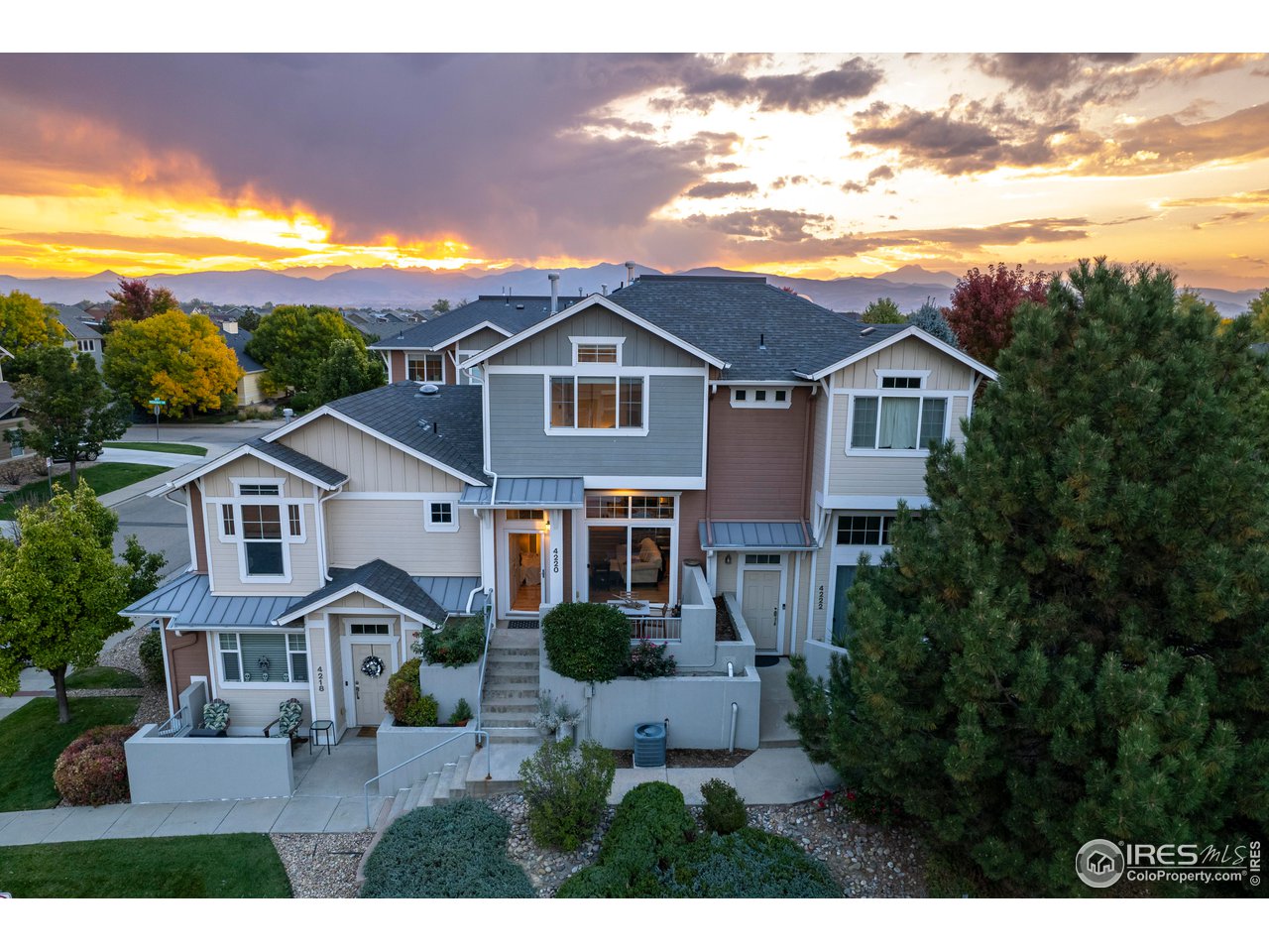 4220 Riley Dr