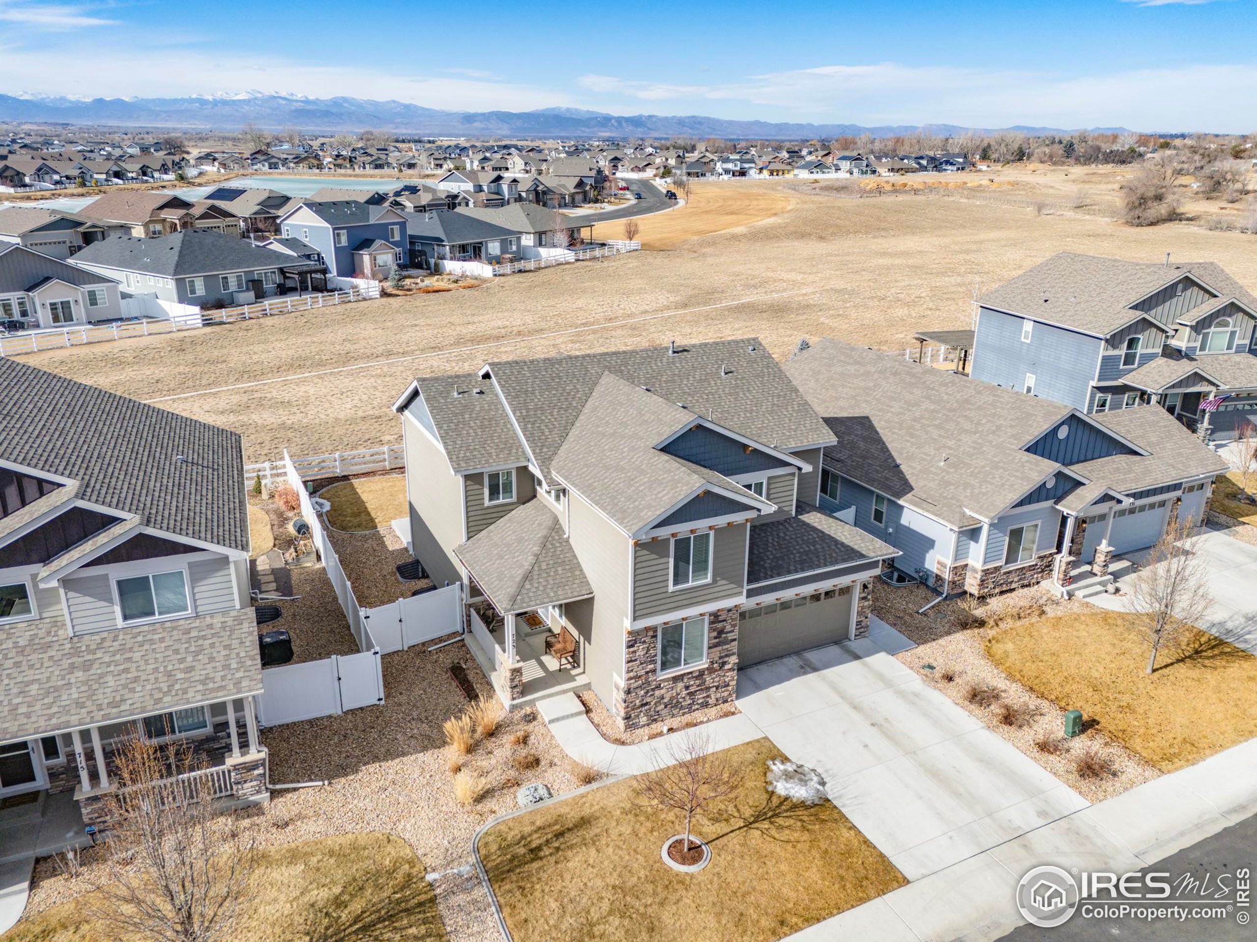 723 Vermilion Peak Ct