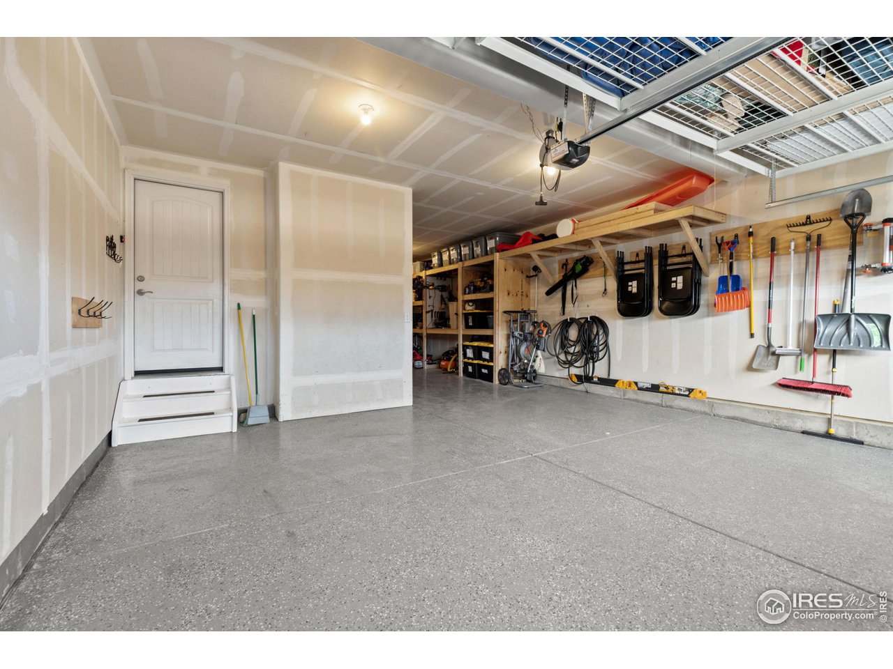 723 Vermilion Peak Ct