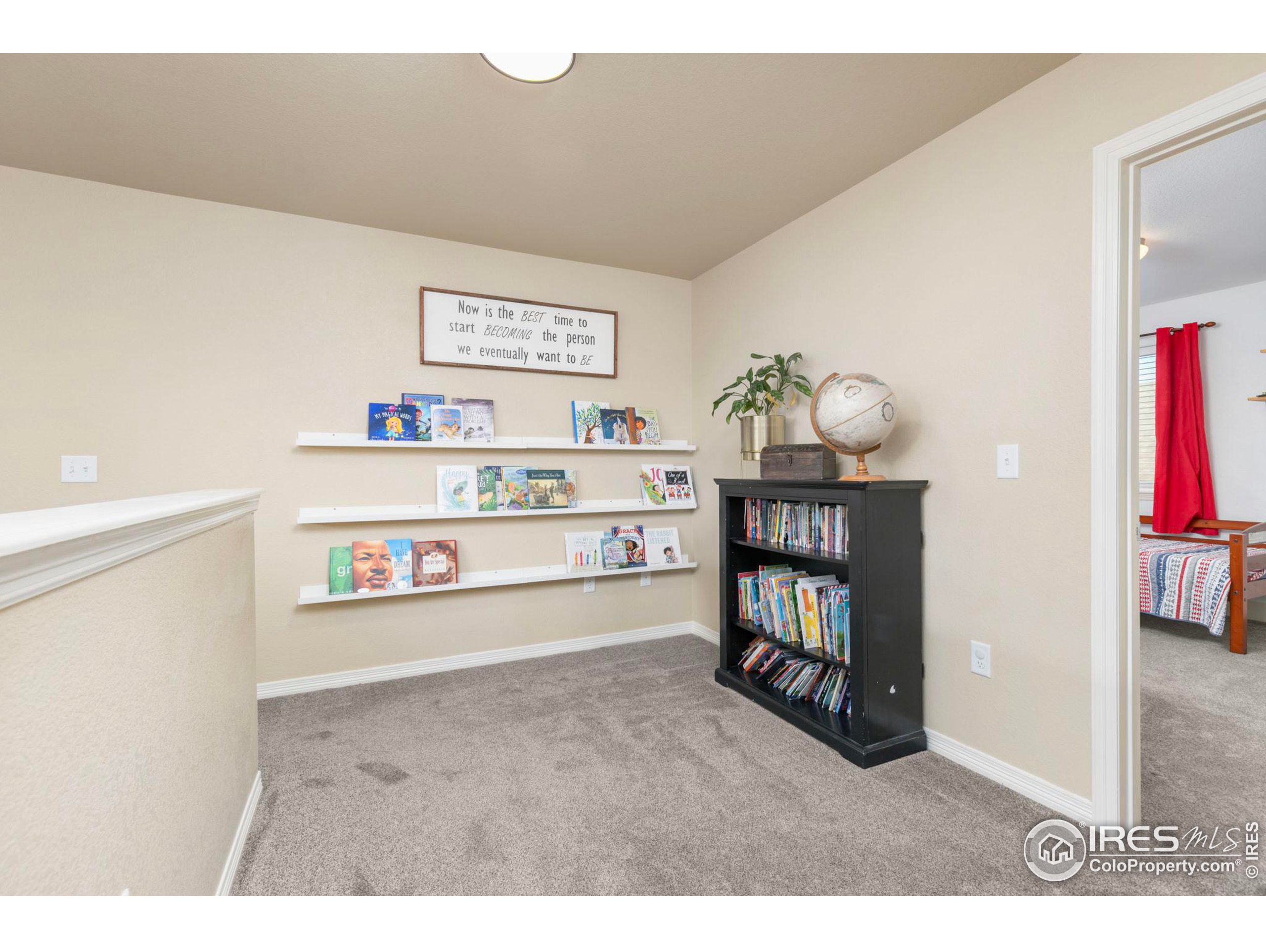 723 Vermilion Peak Ct