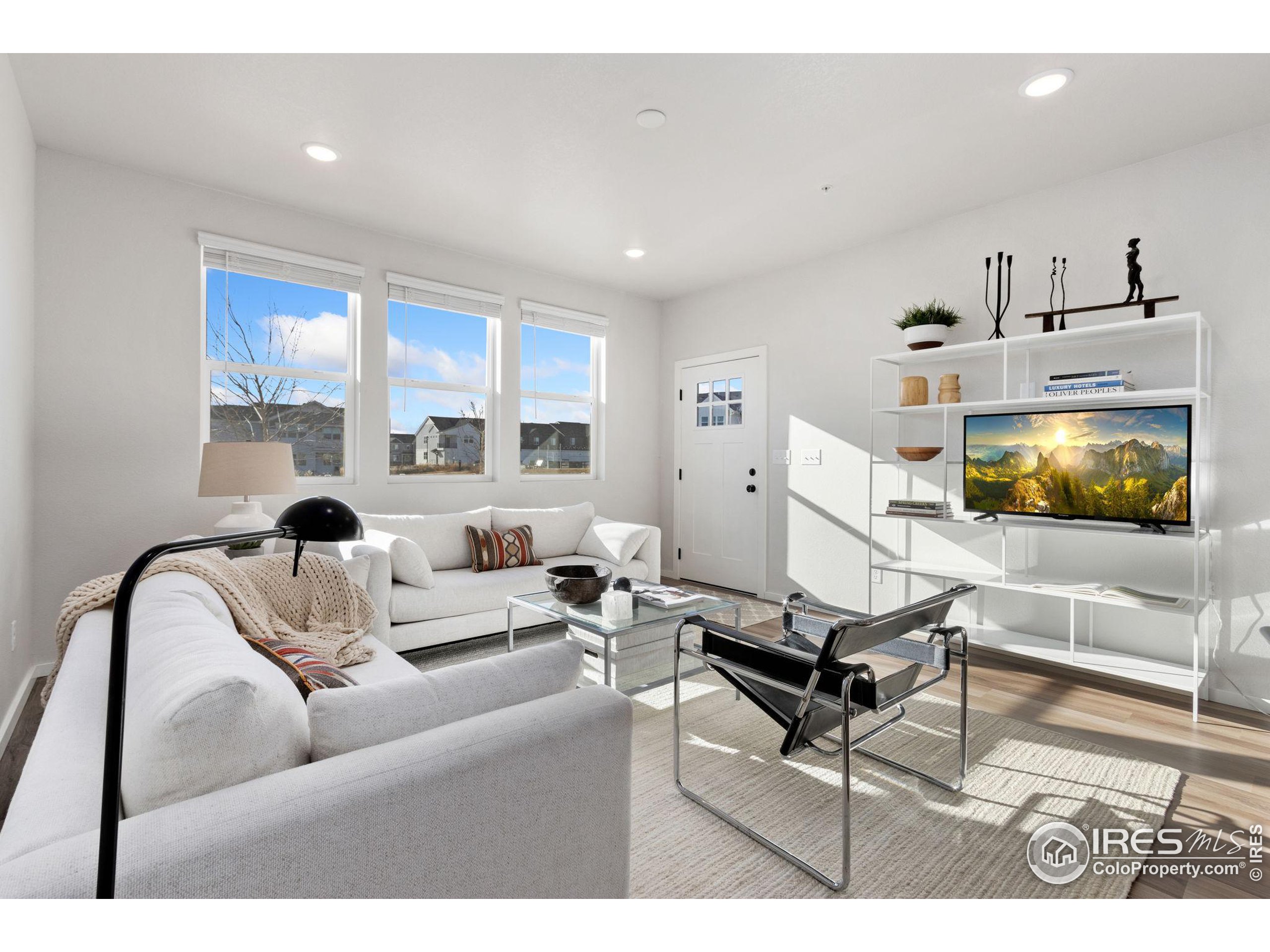2110 Setting Sun Dr 4