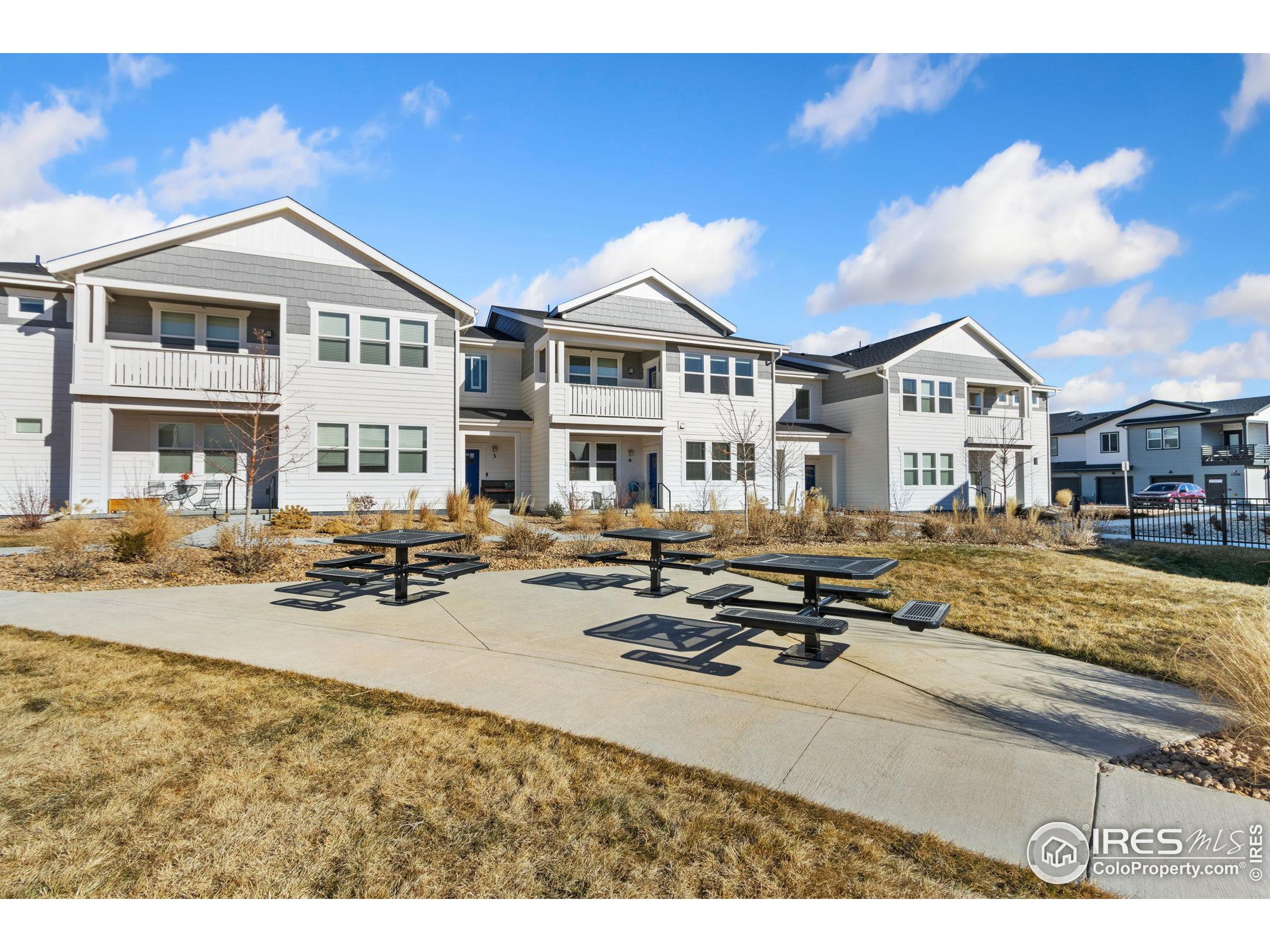 2110 Setting Sun Dr 4