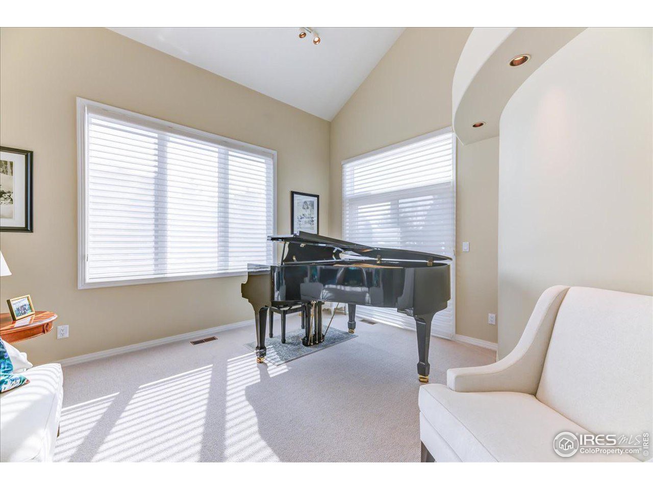 2035 Buchanan Pt