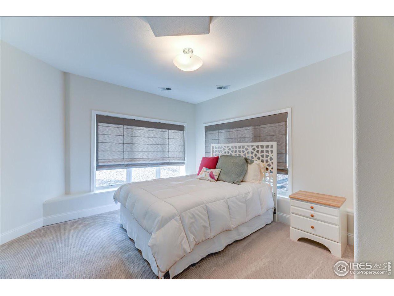 2035 Buchanan Pt