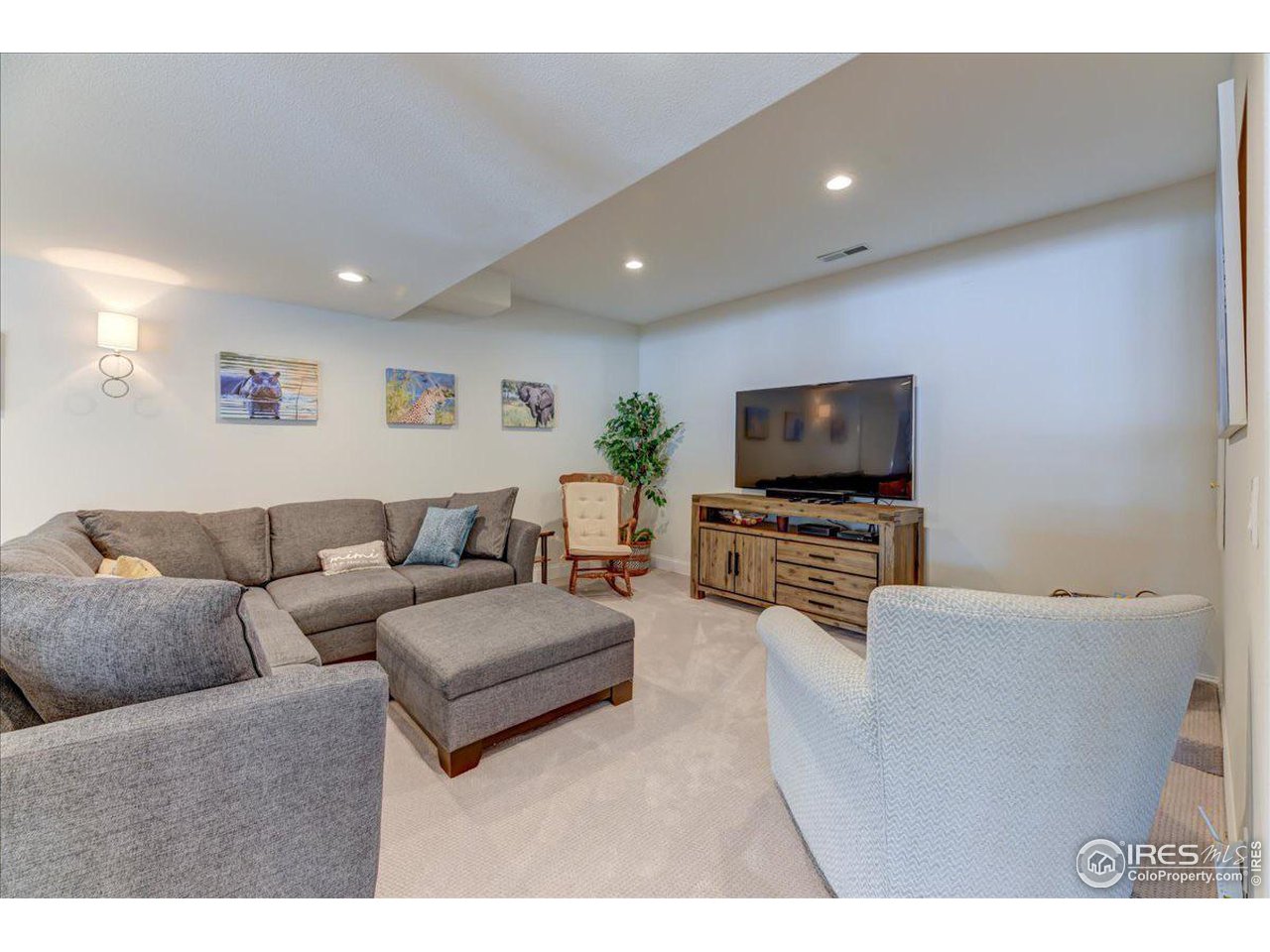 2035 Buchanan Pt