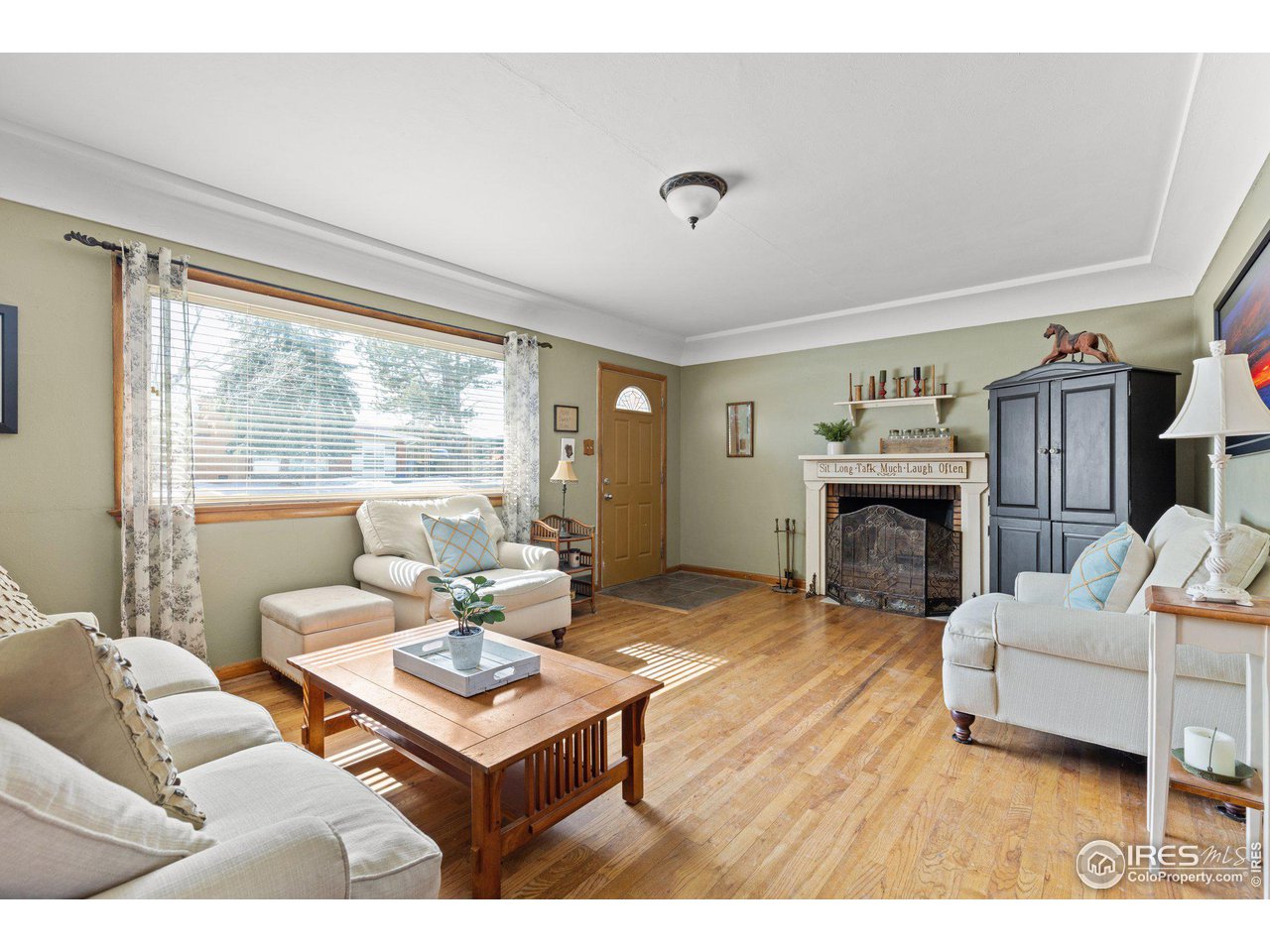 6 Sunset Cir