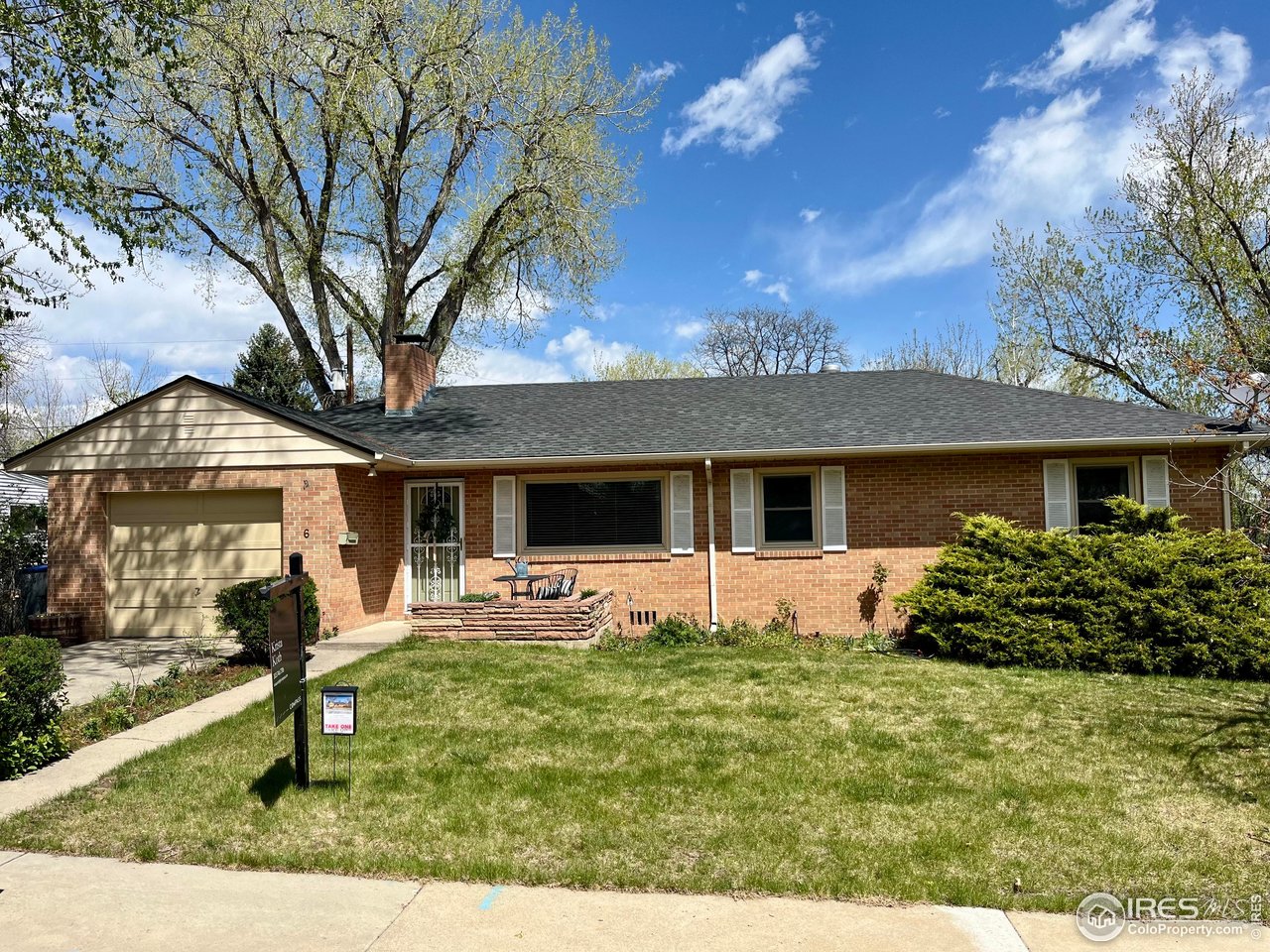 6 Sunset Cir