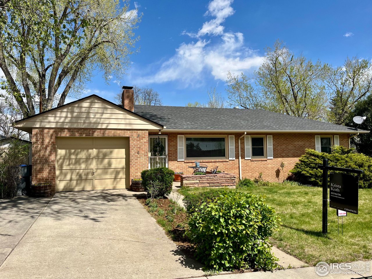 6 Sunset Cir