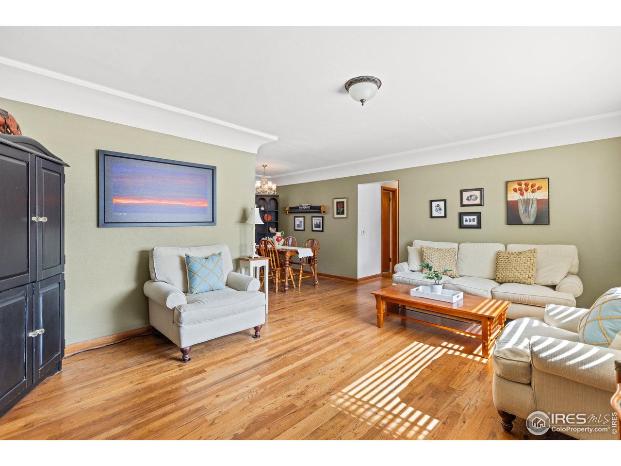 6 Sunset Cir