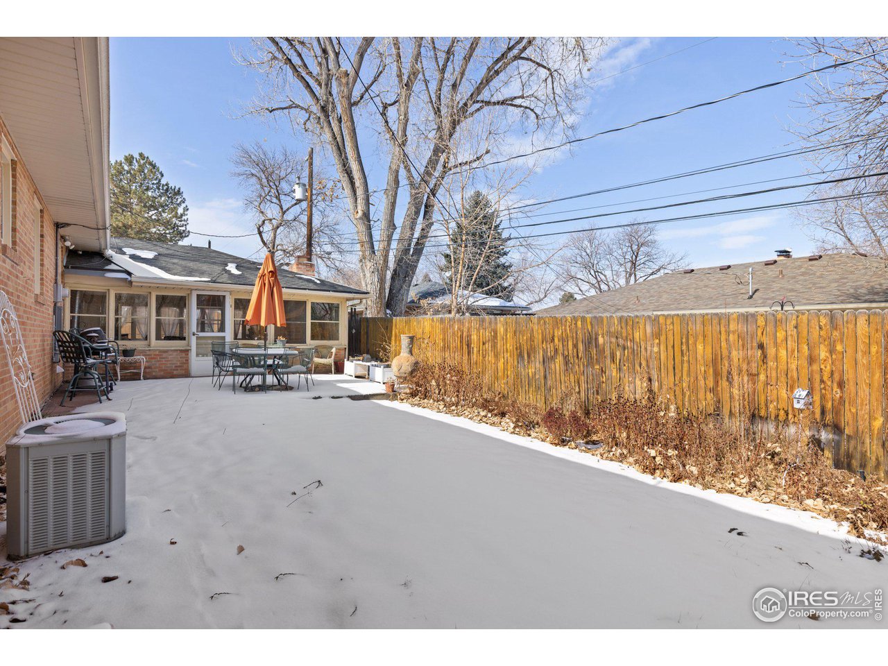 6 Sunset Cir