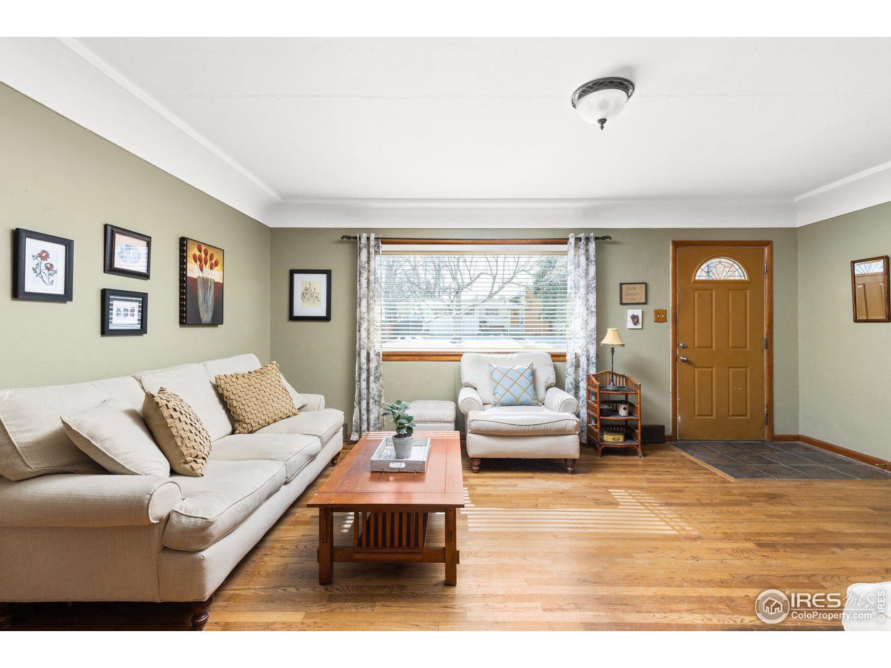 6 Sunset Cir
