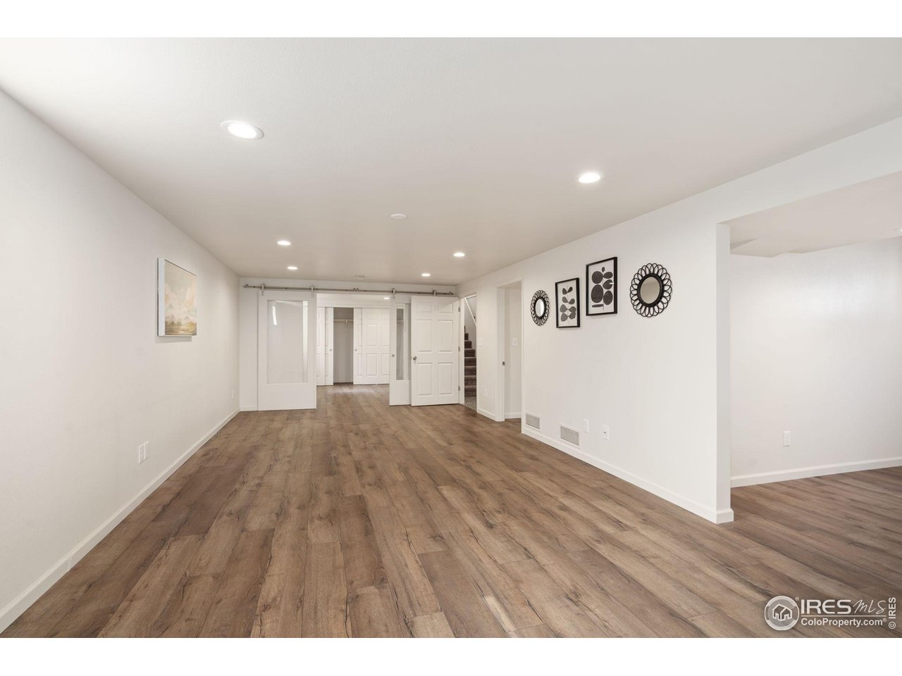 516 Villanova Ct