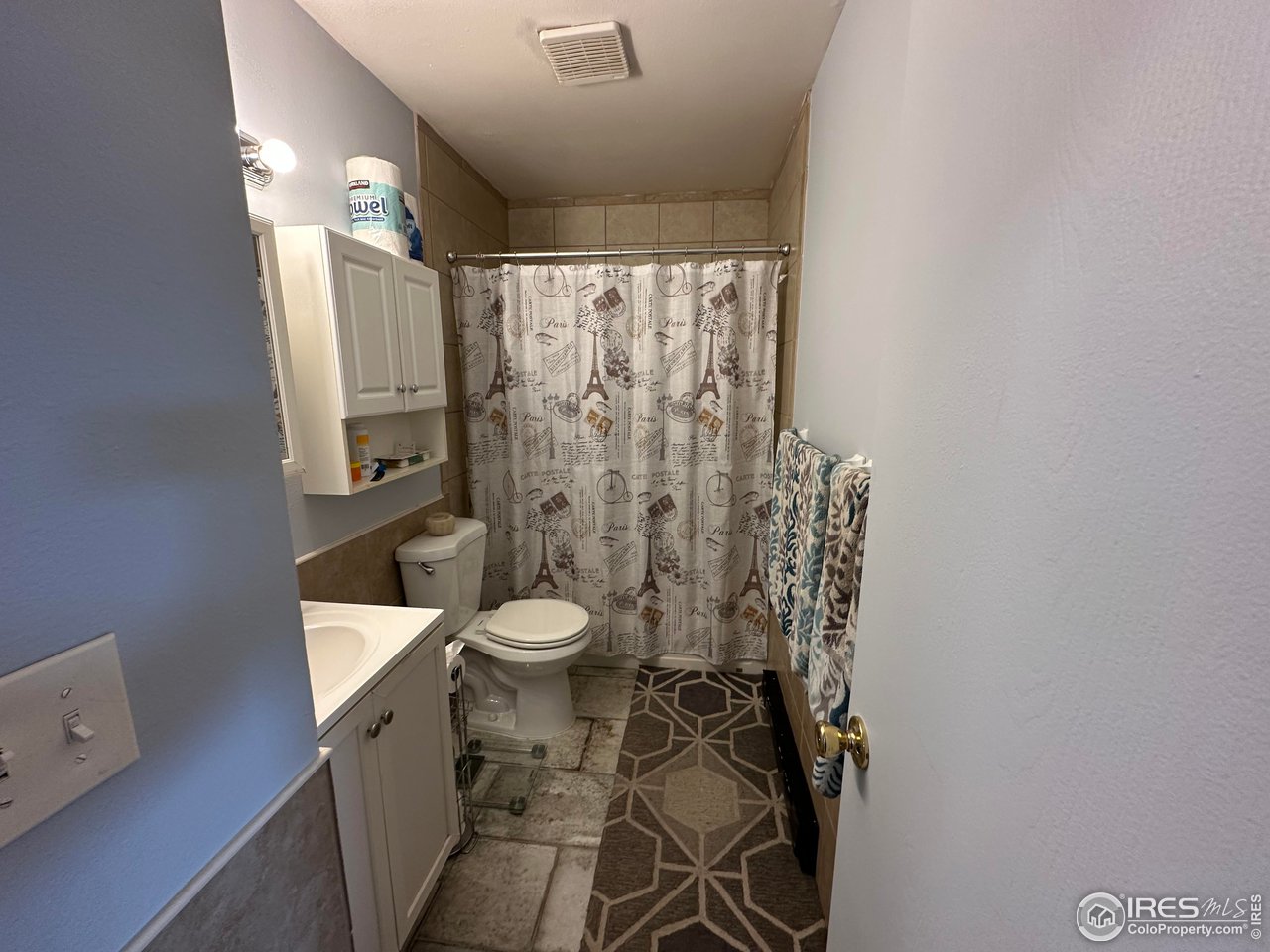 818 Stone Mountain Ct