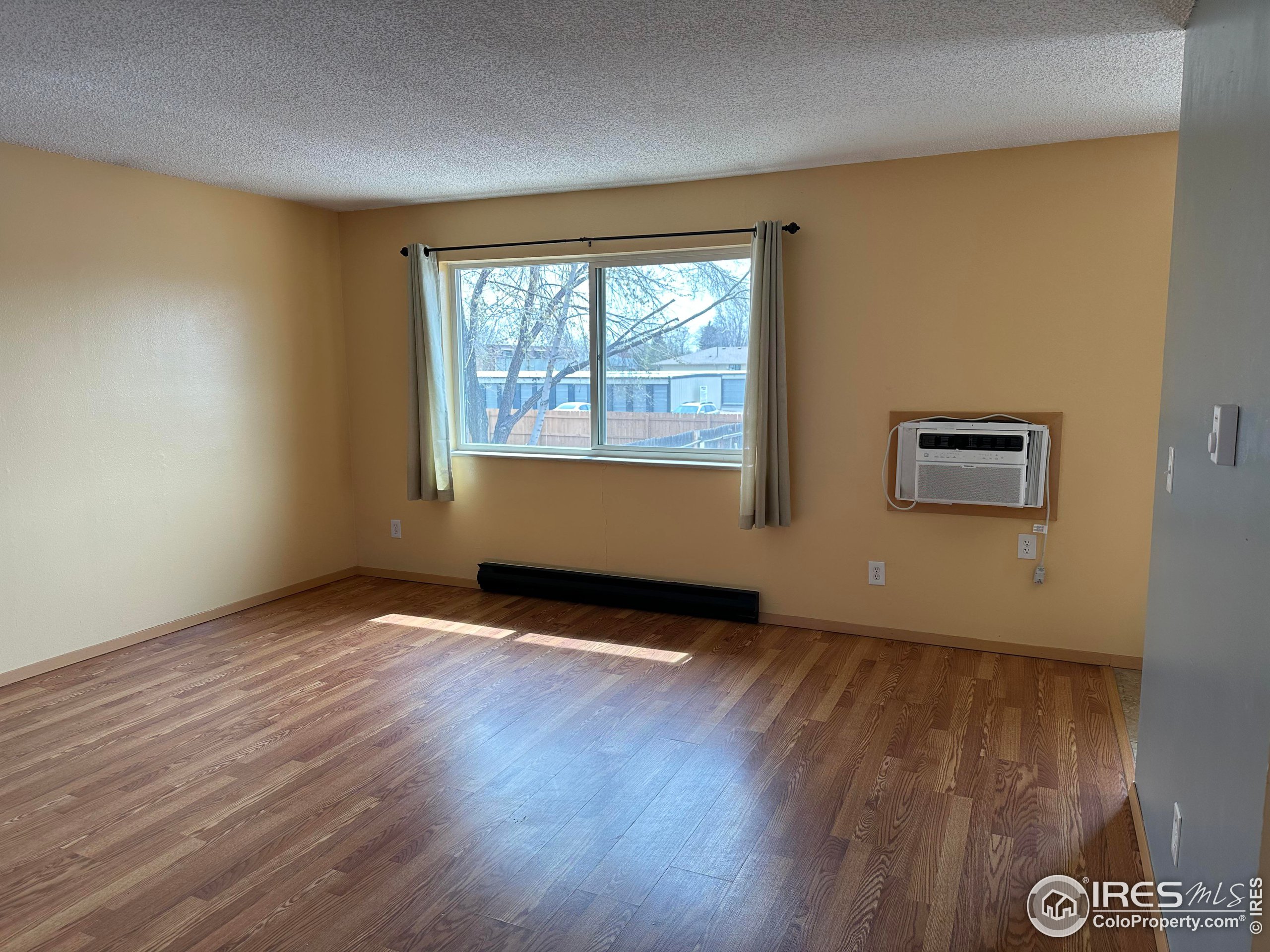 818 Stone Mountain Ct