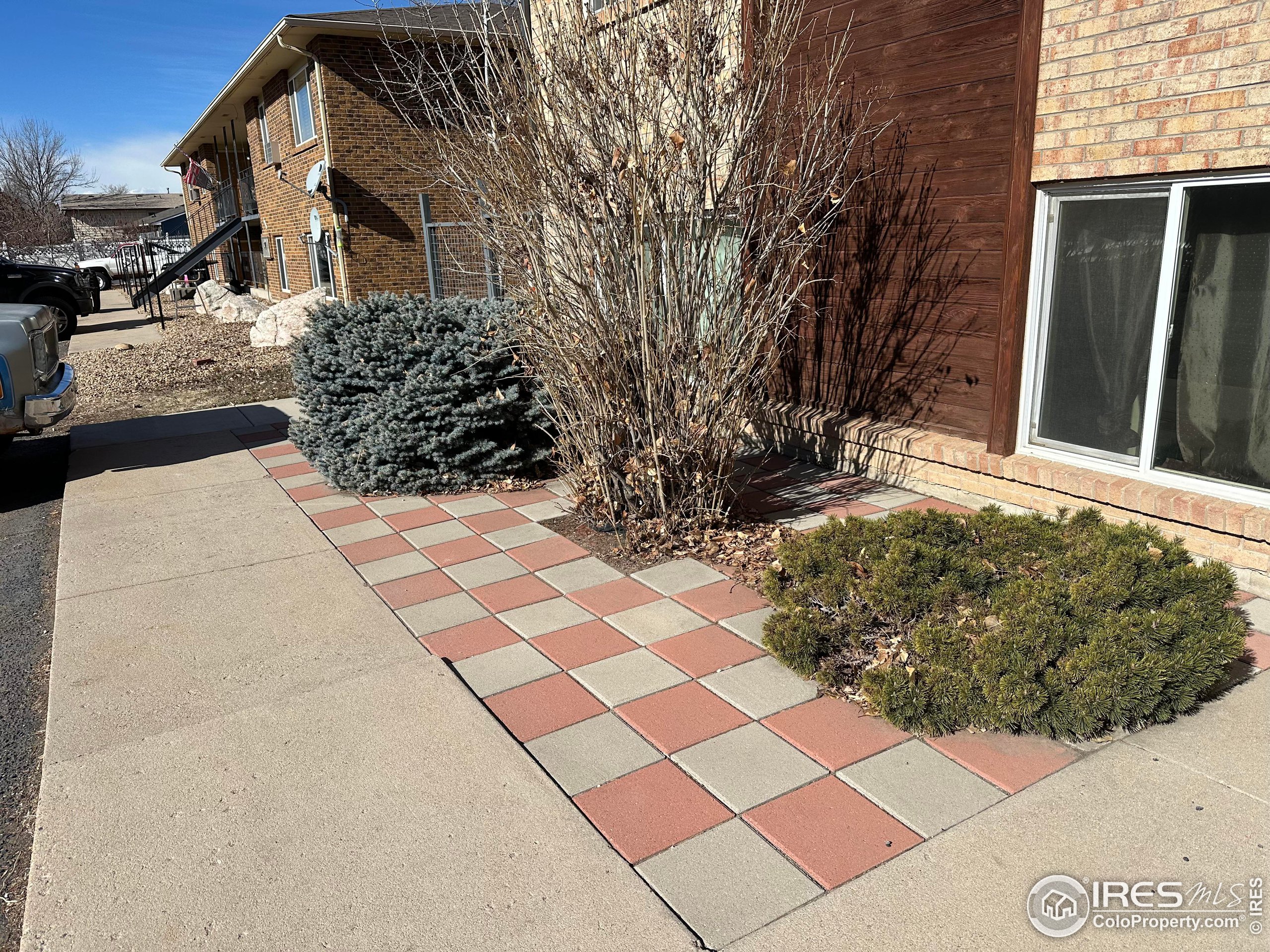 818 Stone Mountain Ct