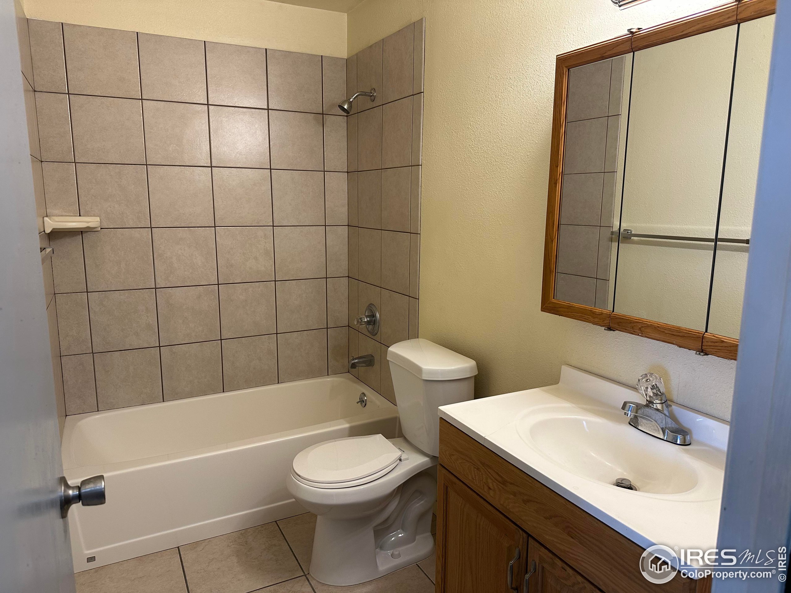 818 Stone Mountain Ct