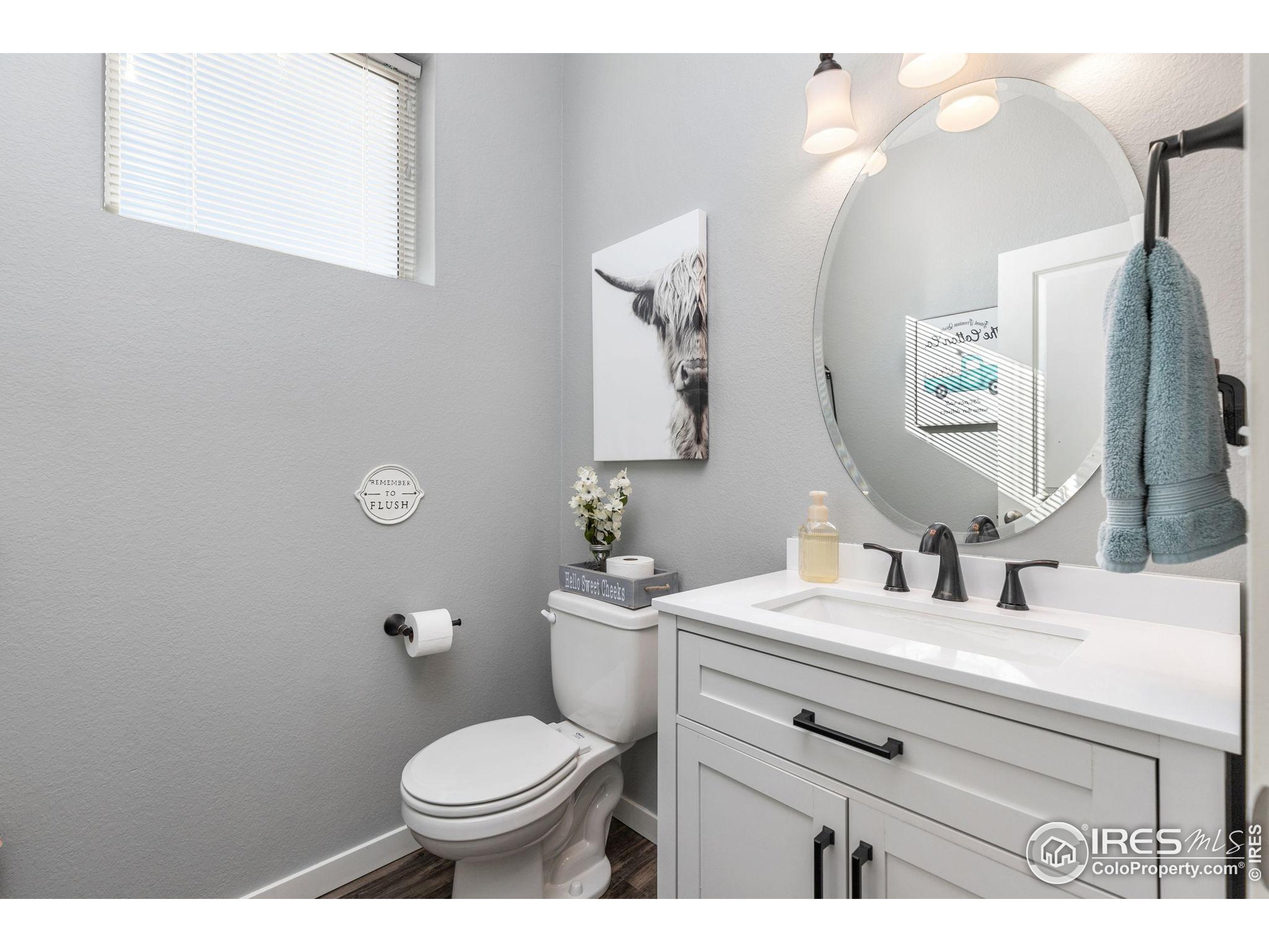 7263 Horsechestnut St