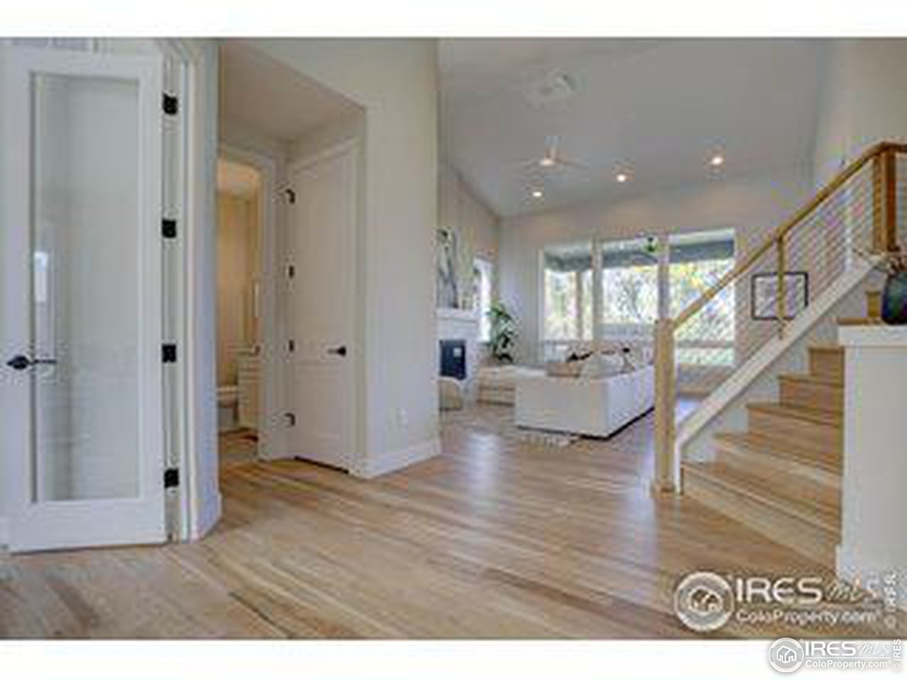 960 Saint Andrews Ln