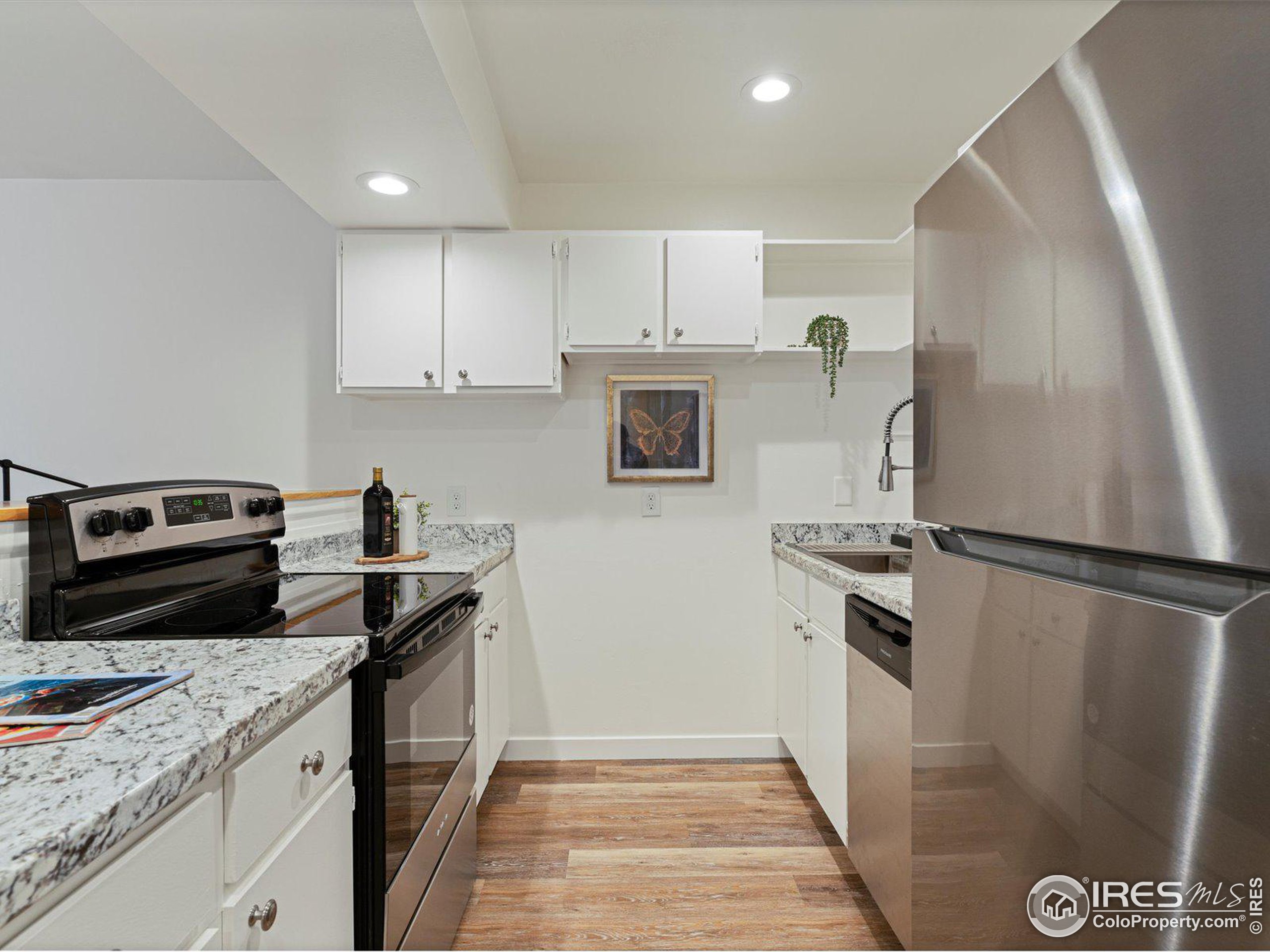 2707 Valmont Rd D-307