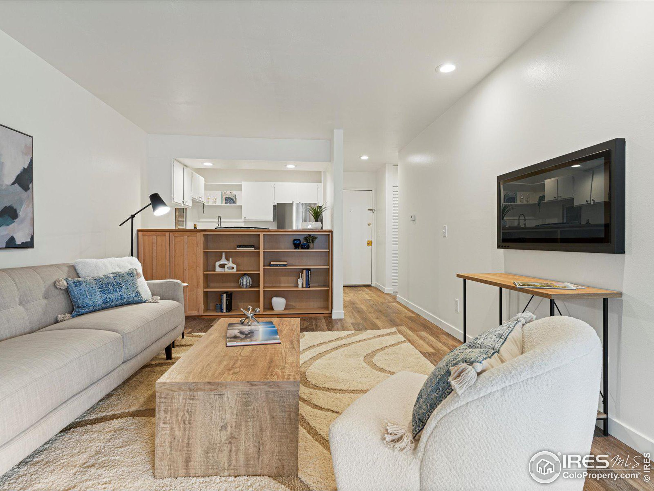 2707 Valmont Rd D-307